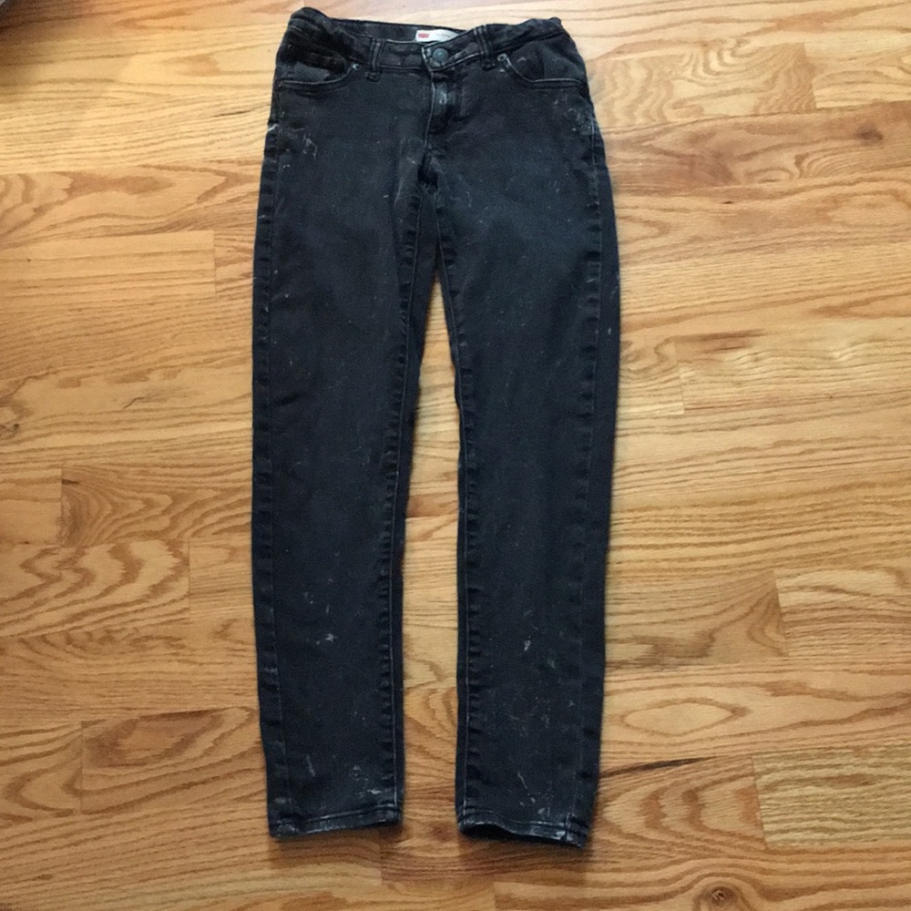 Black Levi’s Jeans